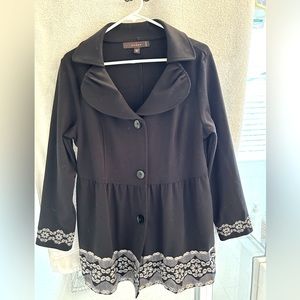 Fever Brand Embroidered dressy lightweight sweater/ jacket. Petite Large